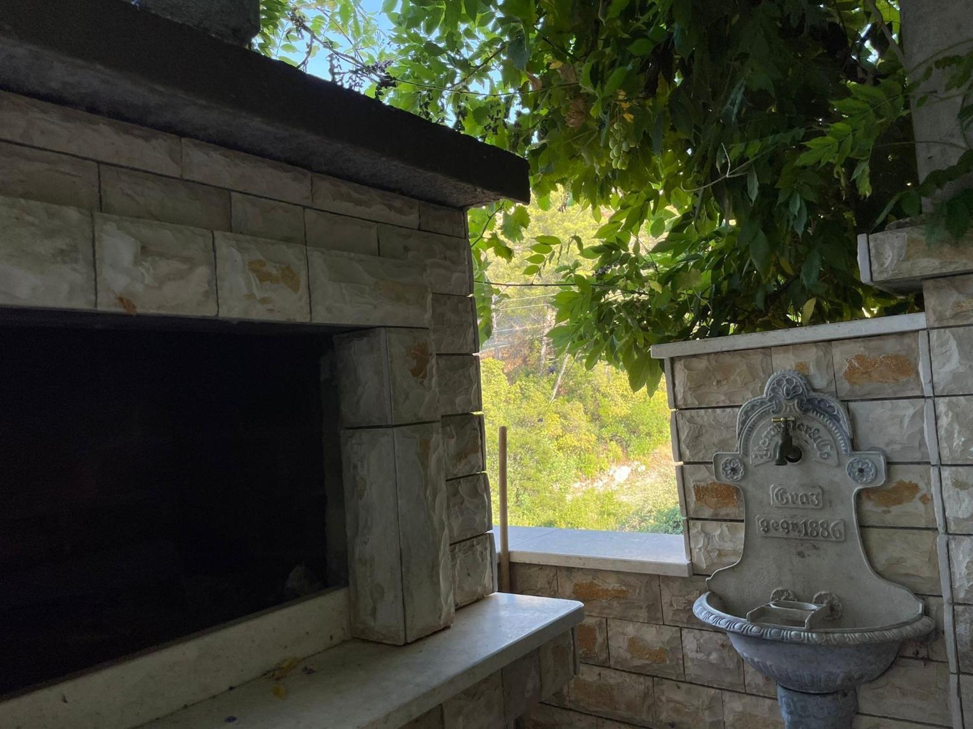 Apartments By The Sea Cove Donja Kruscica - Donja Krusica, Solta - 15636 Grohote ภายนอก รูปภาพ